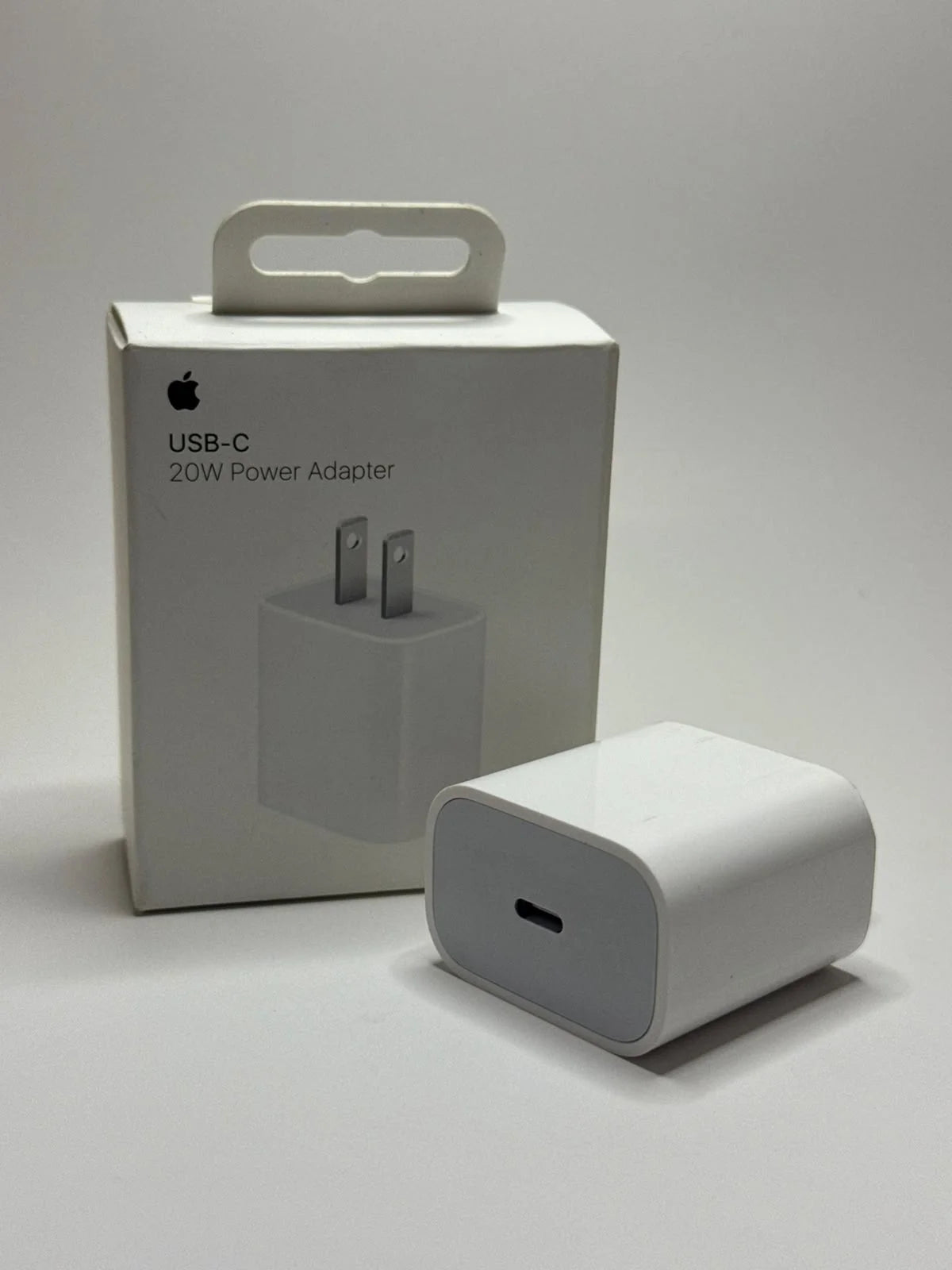 Cubo Cargador USB-C 20W Apple Original